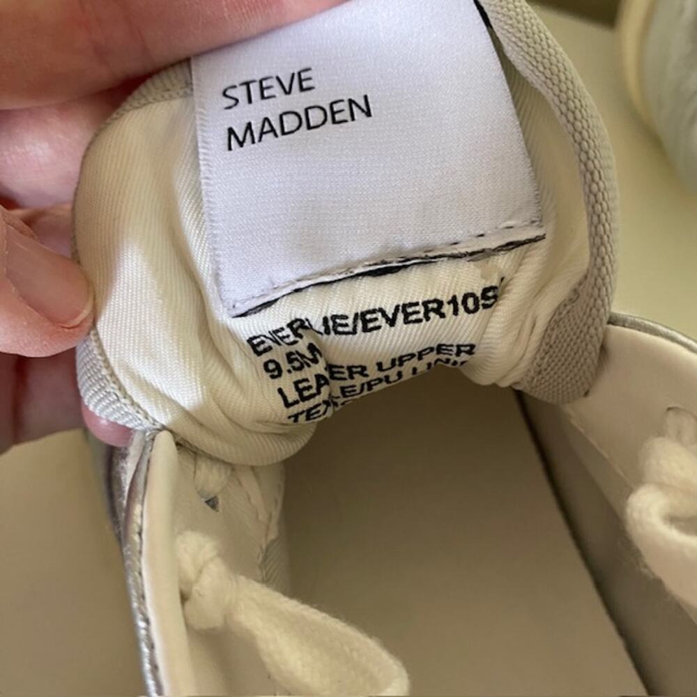 Steve Madden Everlie‎ Silver Lea Flat Fashion Lace-Up Sneakers Women's 9.5M - Picture 8 of 15